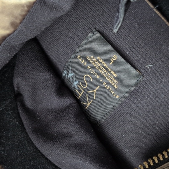 Athleta Alicia Keys Golden Aura Down Puffer Jacket - Picture 7 of 8